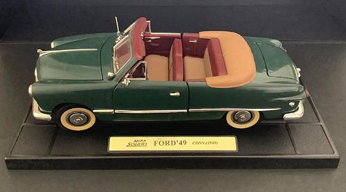Solido Ford Convertible Vehicle 1/18 Scale  1949 Made in France