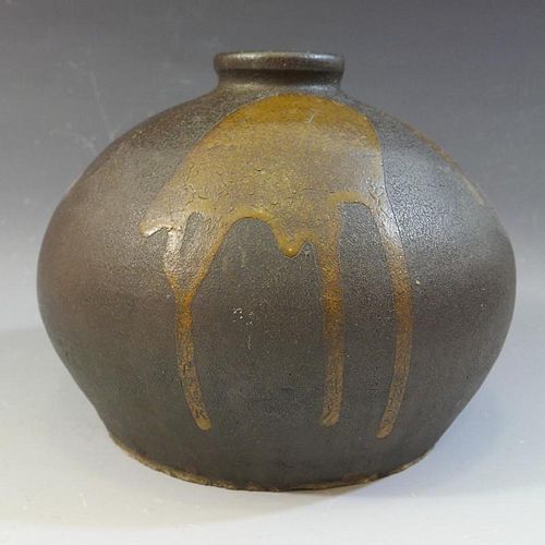 ANTIQUE CHINESE BROWN GLAZE JAR - TANG DYNASTY OR EARLIER