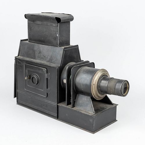 Projector for a magic lantern,