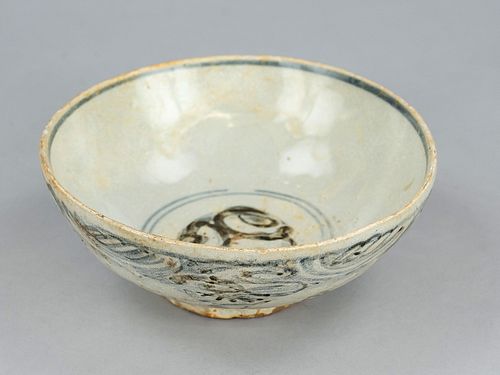 Korean tea bowl, Joseon dynasty(1392-1910), reddish earthenware with typ. fawn blue underglaze painting of geometric and vegetal patterns, d 14cm