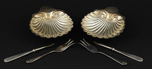 Pair of Victorian silver shell form pickle dishes, maker's mark rubbed, London, 1892, 4.1oz, 130g, plated pickle forks and pi