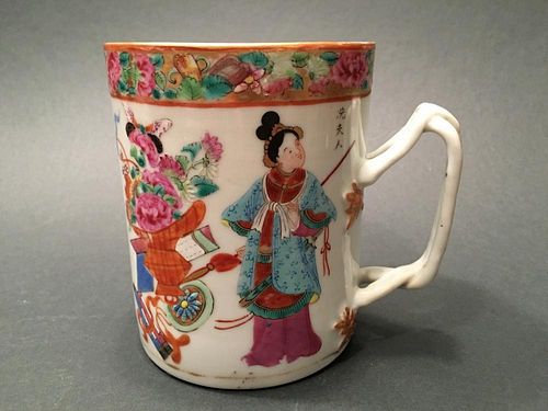 ANTIQUE Large Chinese Famille Rose mug,early 19th century