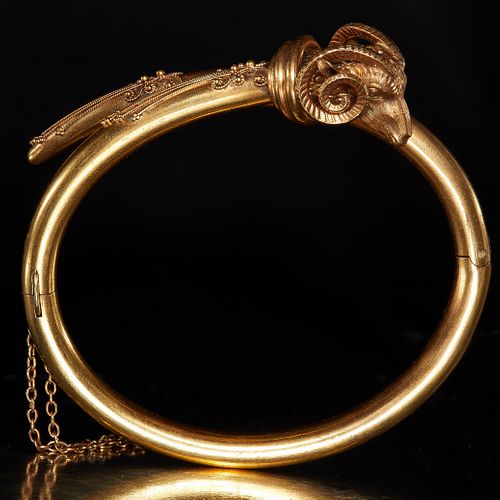 FINE ANTIQUE ETRUSCAN STYLE RAMS HEAD HINGED BANGLE