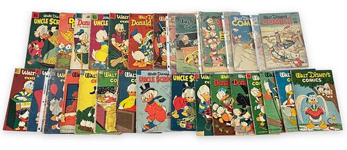 (27) Vintage Walt Disney Comic Books