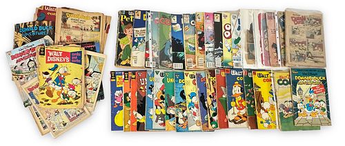 (32) Vintage Walt Disney Comic Books