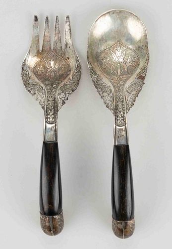 MALAYSIAN SILVER AND HORN SALAD SERVING FORK AND SPOON SET