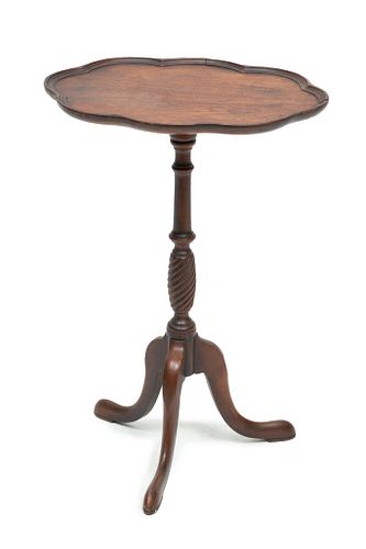 Queen Anne Style Mahogany Pedestal Base Table C. 1940, H 20'' W 11'' L 15''