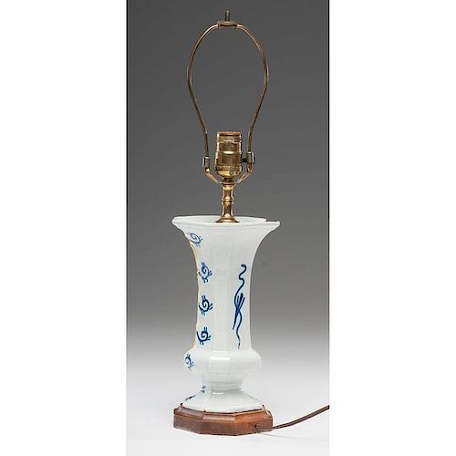 Delft Beaker Vase Lamp