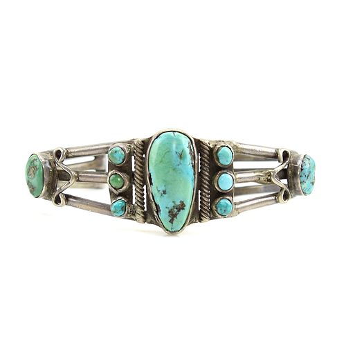 Navajo Turquoise and Silver Bracelet c. 1920s, size 7 (J9323)