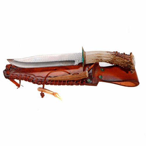 Stag-handled Hunting Knife.