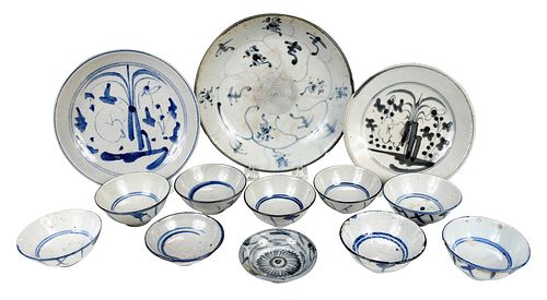 13 Chinese Blue and White Porcelain Table Objects