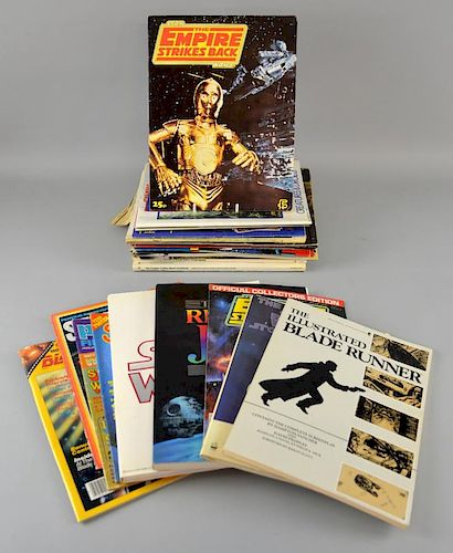 Star Wars - A quantity of magazines, books, annuals and albums, including Star War film programme, set of Bantha Tracks (one 