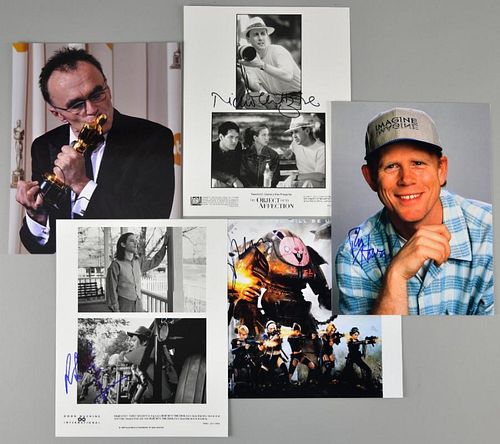 Hollywood Movie Directors: 5 autographed publicity photographs, signatures including Danny Boyle, Ang Lee, Ron Howard, Zach S