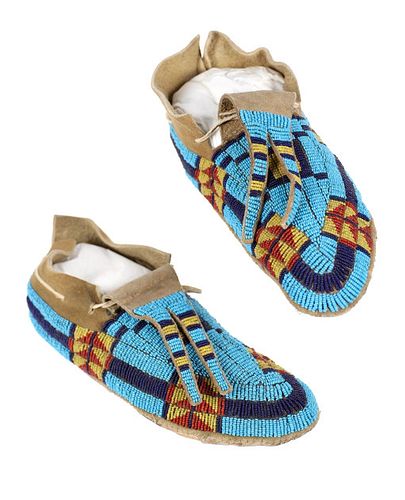 Pre-1890 Sioux Beaded Bifurcated Tongue Moccasins