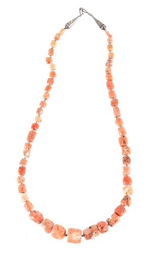 Early 1900 Navajo Old Pawn Natural Coral Necklace