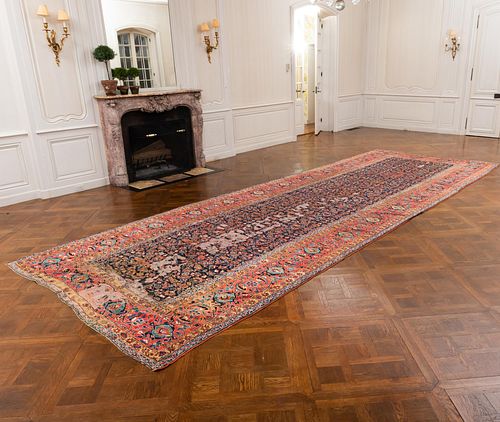 Northwest Persian Gallery Carpet