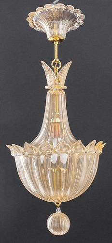 Barovier & Toso Italian Murano Art Deco glass chandelier pendant with gold flecked inclusions, similar to the "Queen Mother" chandelier lantern, circa