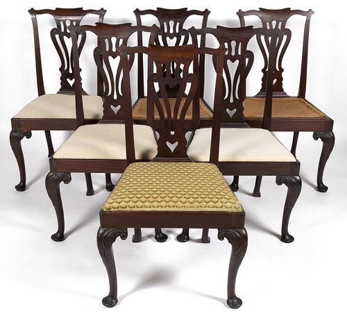 AMERICAN OR BRITISH CHIPPENDALE MAHOGANY SIDE CHAIRS, SET OF SIX