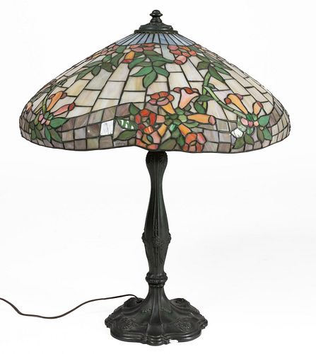 WILKINSON TRUMPET VINE LEADED GLASS ELECTRIC TABLE LAMP