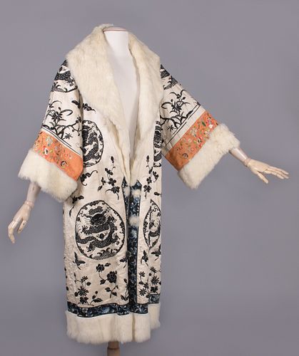 EMBROIDERED SILK & FUR COAT, CHINA, 1930s