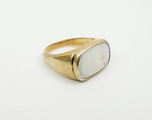 10K Yellow Gold and Opal Ring.
