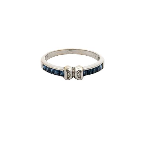 18k Gold Ring with Sapphires and Diamonds