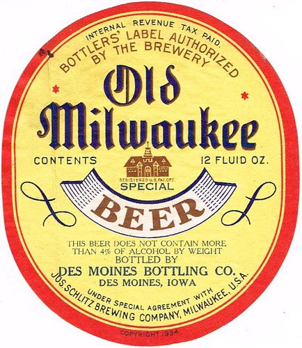1937 Old Milwaukee Beer (Des Moines Bottling Co.) 12oz WI316-OMY-d Label Milwaukee Wisconsin