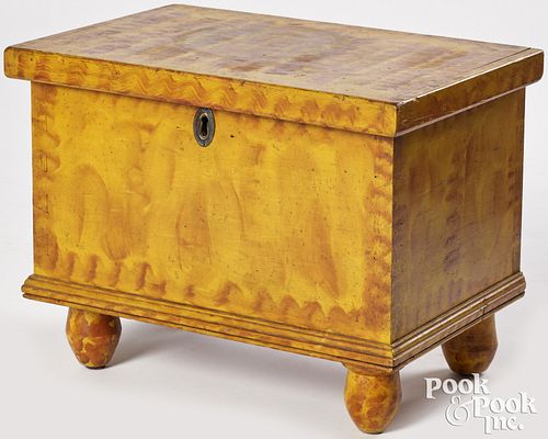 New England painted pine child's blanket chest