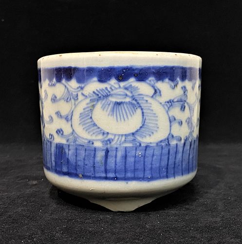  Chinese Porcelain Blue And White Brush Pot-Qing Dynasty