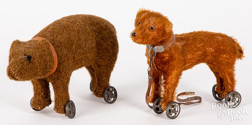 Two small mohair pull toys, early 20th c.