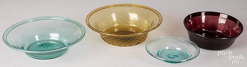 Four blown glass bowls/dishes