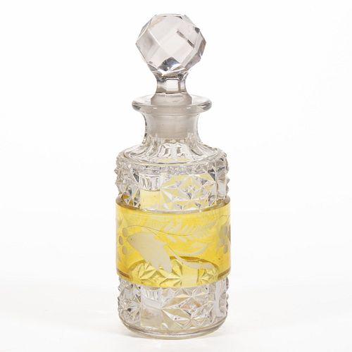 DAISY IN SQUARE - AMBER-STAINED COLOGNE BOTTLE