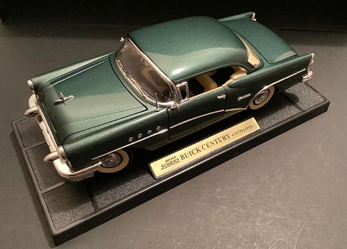 Solido  Buick Century coupe  1/18 Scale Green Vehicle 1955 Made in France