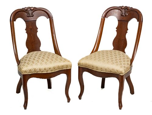 American Empire Mahogany Side Chairs C. 1850, H 33'' W 18'' 1 Pair