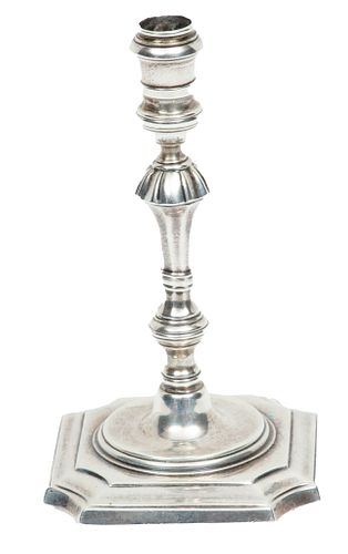 Sterling 18th.c. Style Candlestick Ca. 1900, H 4.5'' W 2.5'' 120g 1 pc