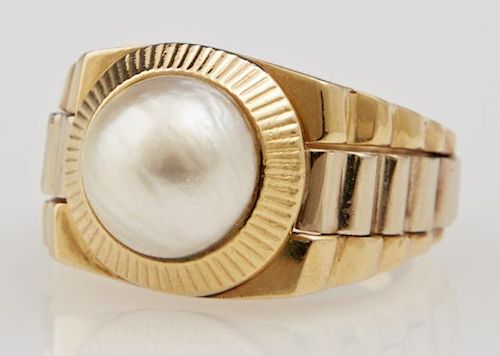 Man's 18K Yellow Gold Dinner Ring, with a 12 mm ma