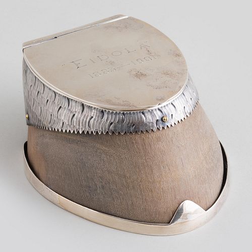 Victorian Silver-Mounted Horse Hoof Snuff Box