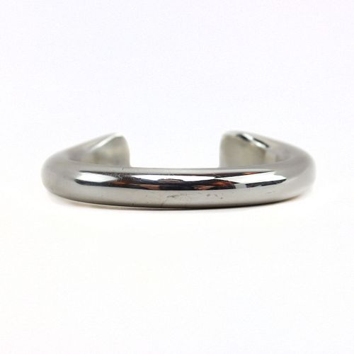 Contemporary Solid (99.1g) Silver Bangle Bracelet, size 5.75 (J15684)
