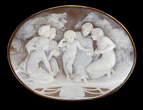 A 14k Gold Mounted Shell Cameo Brooch
