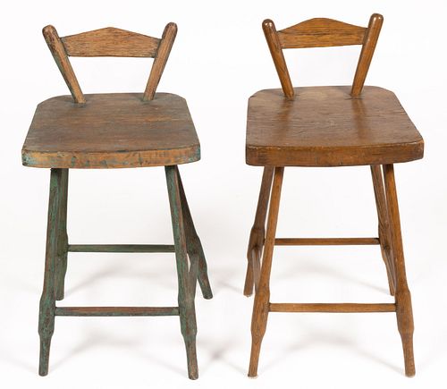 SHENANDOAH VALLEY OF VIRGINIA YELLOW PINE AND WHITE OAK LOW-BACK STOOLS, PAIR