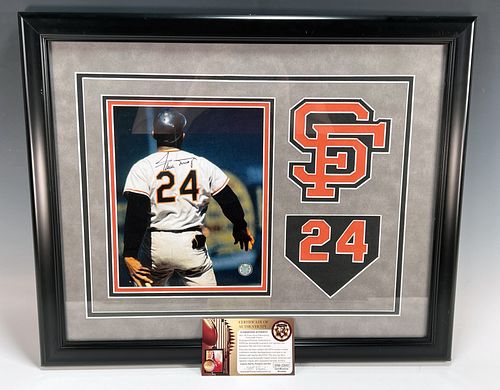 WILLIE MAYS SIGNED PHOTO WITH COA