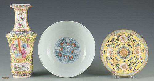 3 Chinese Porcelain Items