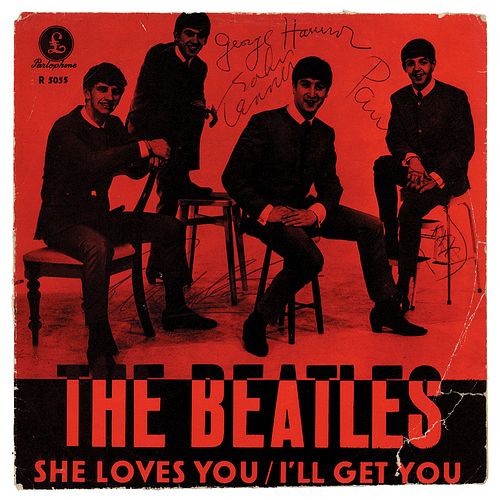 Beatles Signed 45 RPM Record Sleeve for &#39;She Loves You&#39;