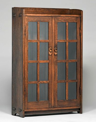 Early Gustav Stickley Miter-Mullion Two-Door Bookcase c1902