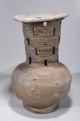 Large Silla Style Stonewear Vessel
