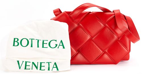 Bottega Veneta Nail Polish Red Maxi Intrecciato Cross Body Bag