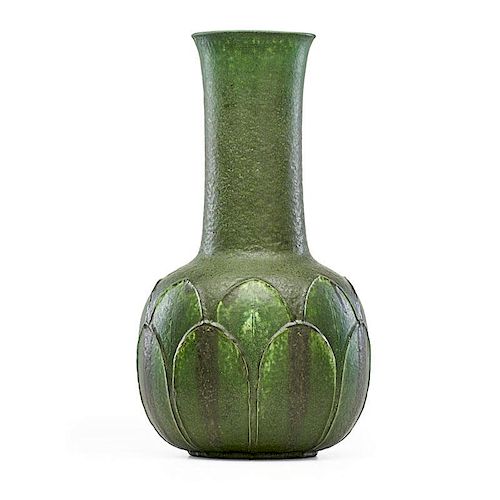 GRUEBY Fine large vase