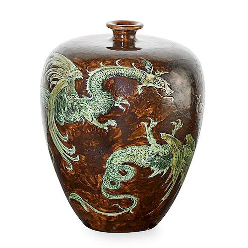 MARTIN BROTHERS Dragon vase