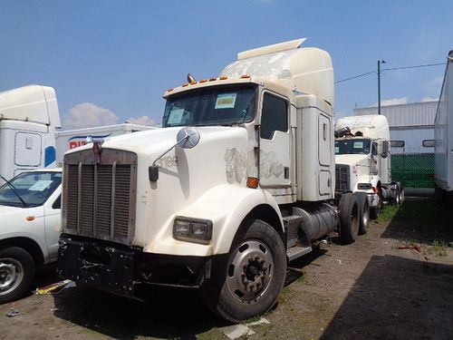 Tractocamion Kenworth T800 2002