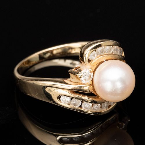 14K Pearl and Diamond Mikimoto Ring